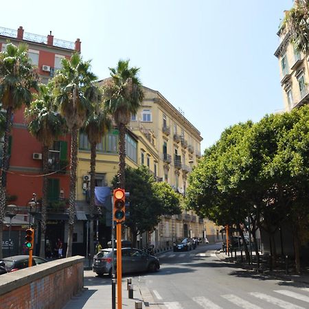 شقة Casa Flora Al Corso نابولي المظهر الخارجي الصورة
