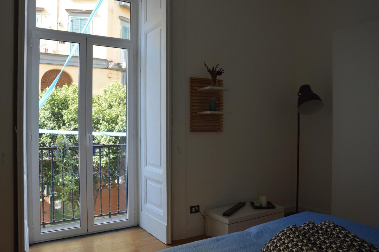 شقة Casa Flora Al Corso نابولي المظهر الخارجي الصورة